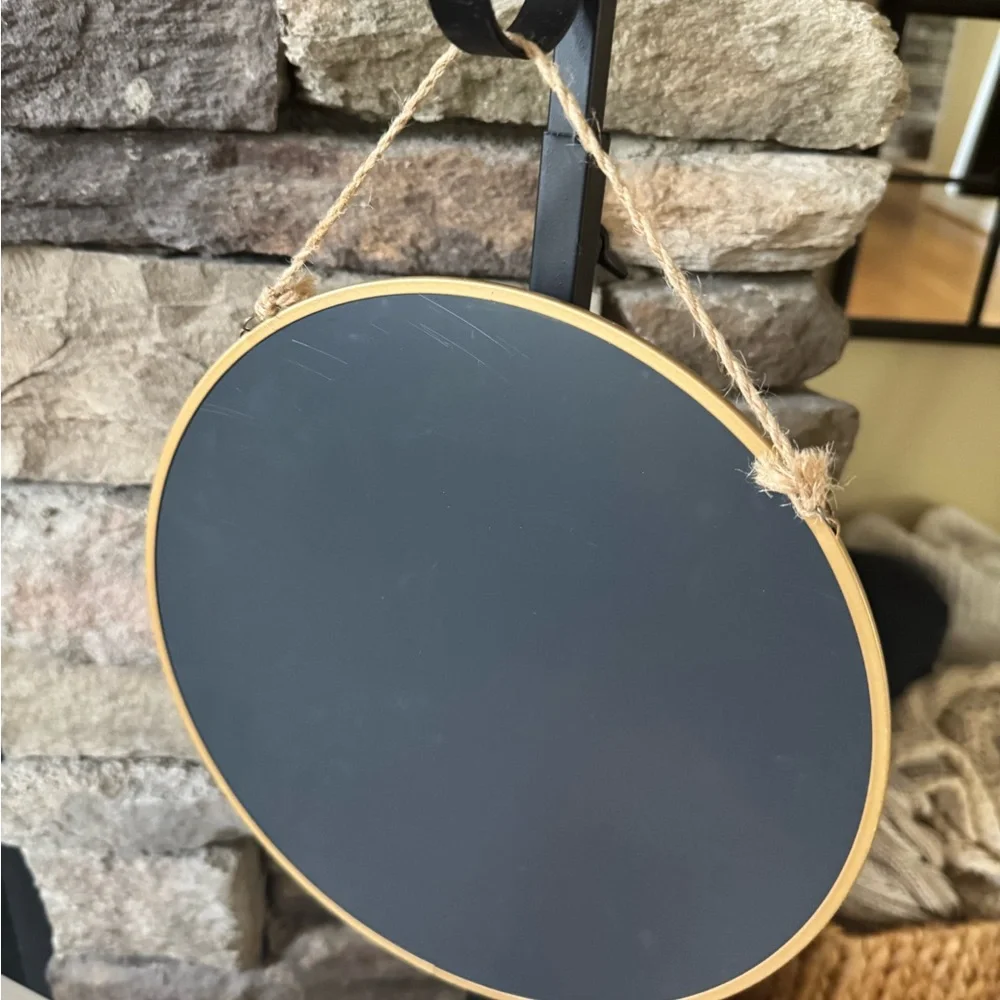 Round Mirror with Gold Frame